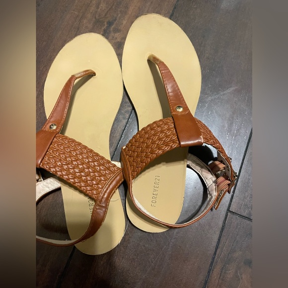Forever 21 Sandels - Picture 2 of 2